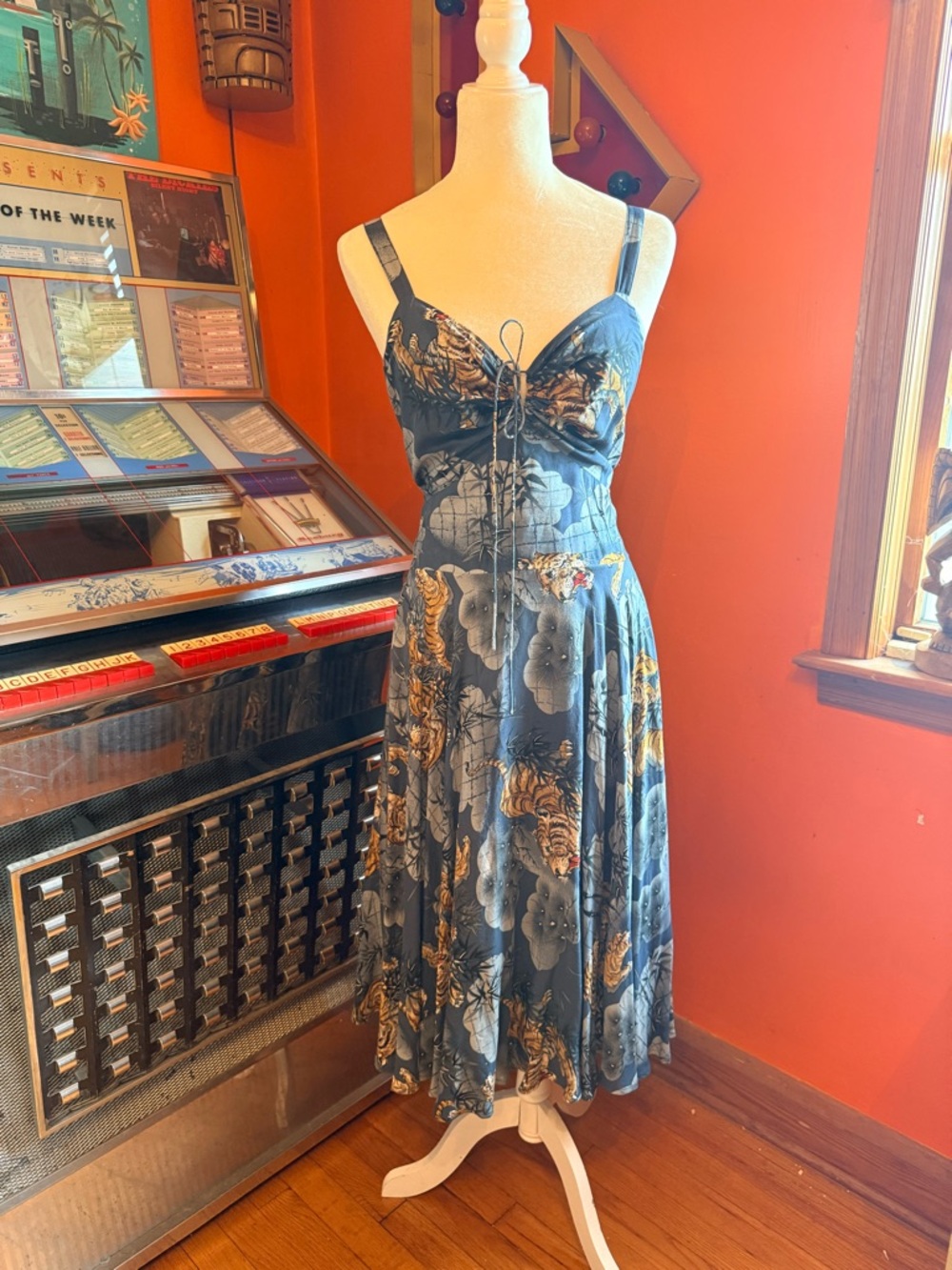 Trashy Diva L’Amour dress in tiger print. Size 20